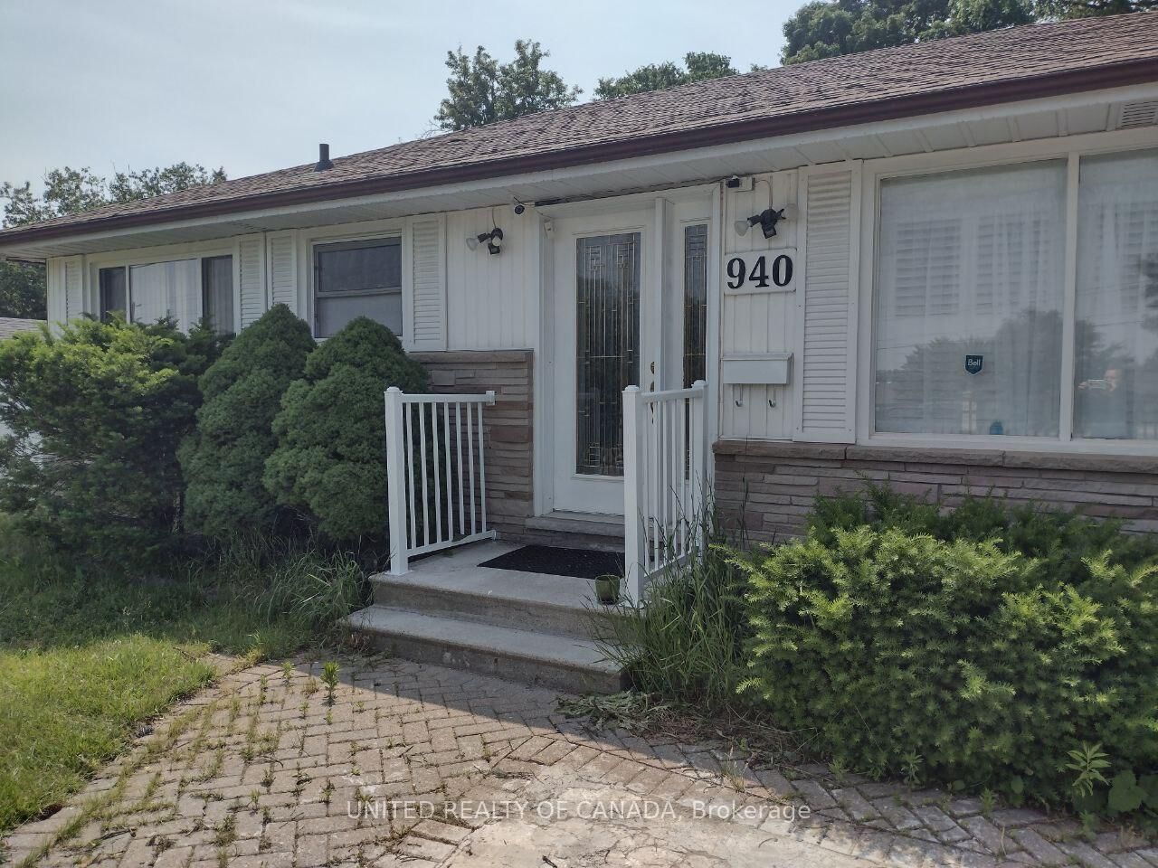 Property Photo: 940 Oxford Street W ON N6H 1V3