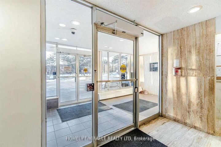 Property Photo:  335 Driftwood Avenue 909  ON M3N 2P3 