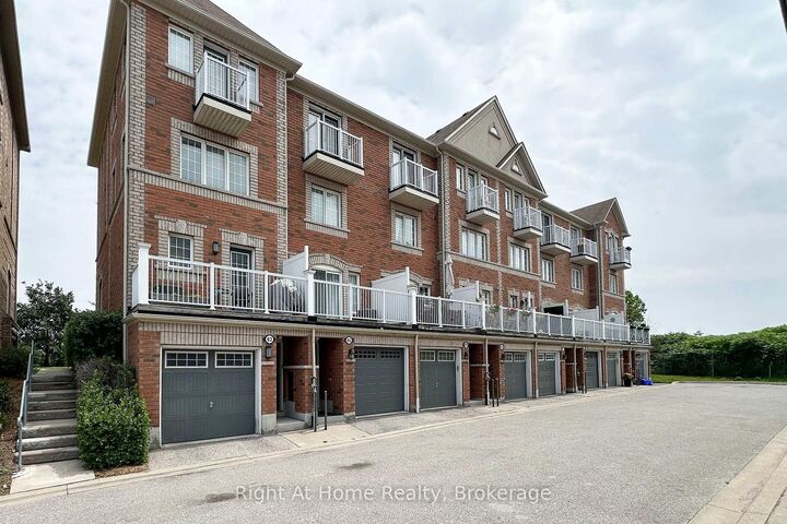 Property Photo:  65 Cooperage Lane Unit 65  ON L1S 0E8 