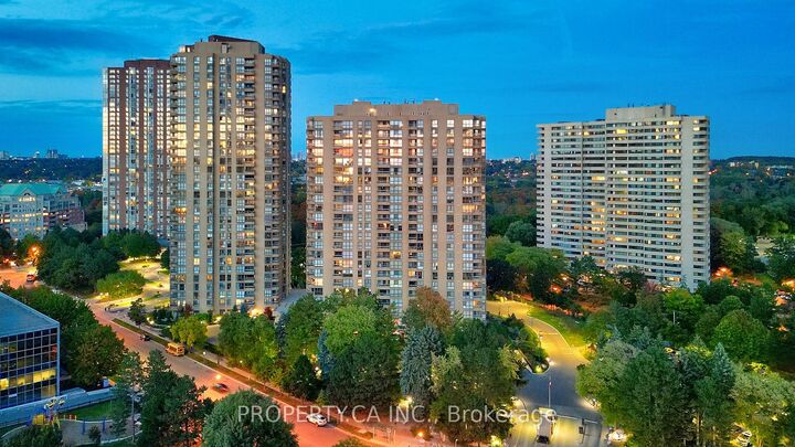 Property Photo: 1 Concorde Place 1202 ON M3C 3K6
