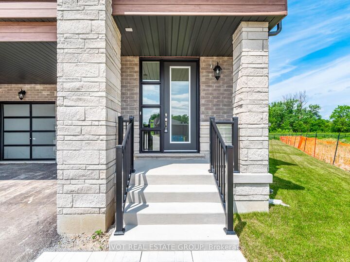 Property Photo: 34 Montorio Drive ON L4E 1N4