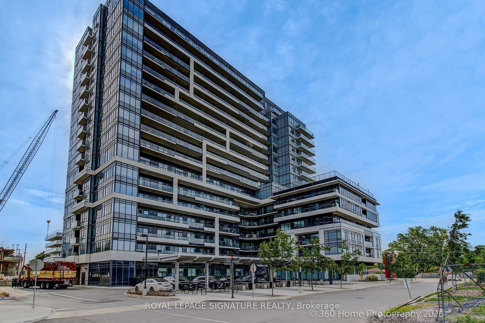 Property Photo: 1480 Bayly Street 1014 ON L1W 0C2