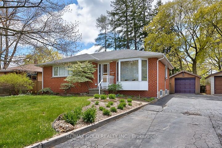 Property Photo:  578 Lees Lane  ON L6L 4T8 