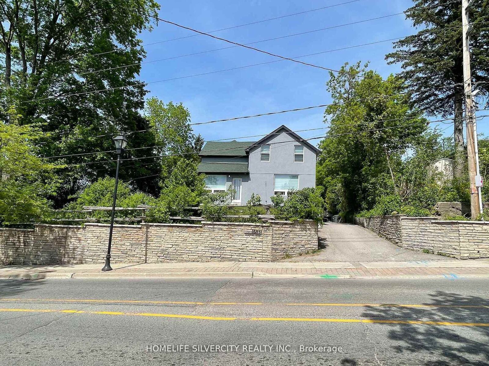 Property Photo: 15831 Airport Road ON L7C 1K2