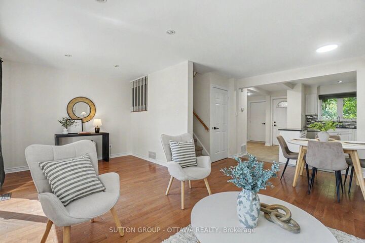 Property Photo: 1833 Brousseau Crescent ON K1C 2Y5