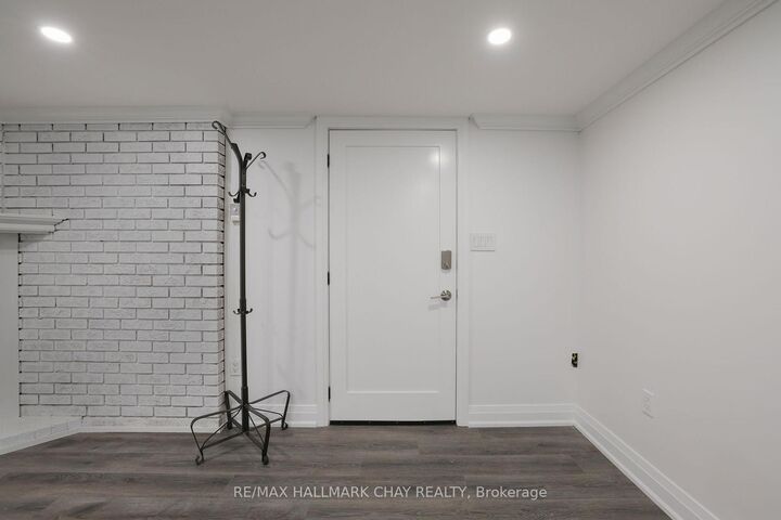 Property Photo: 80 Beaumode Heights Drive Lower ON M9V 1V9
