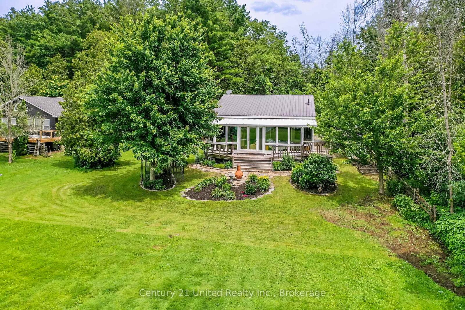 Property Photo:  336 Cedar Bank Road  ON K9J 6Y3 