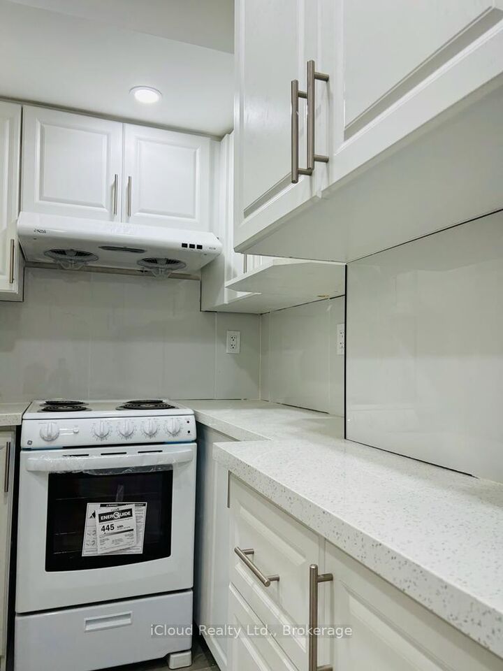Property Photo: 35 Brixham Lane Basement Unit ON L7A 5K2