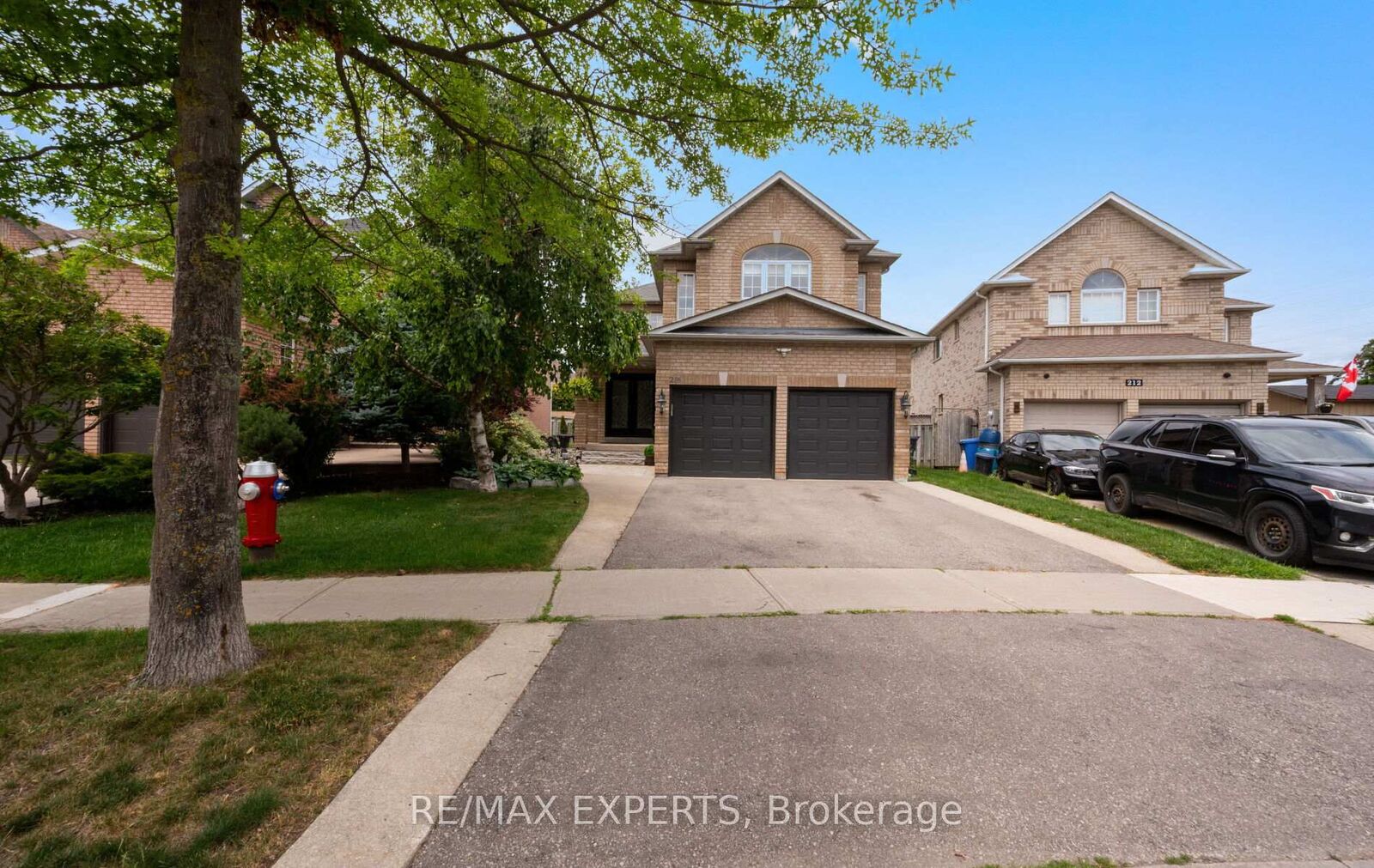 Property Photo: 214 Waterbury Street ON L7E 2H9
