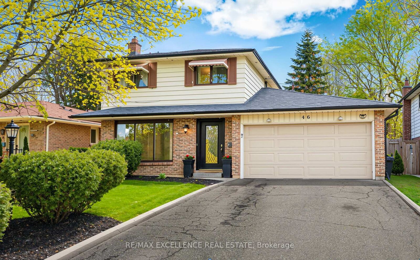 Property Photo: 46 Bartley Bull Parkway ON L6W 2J4