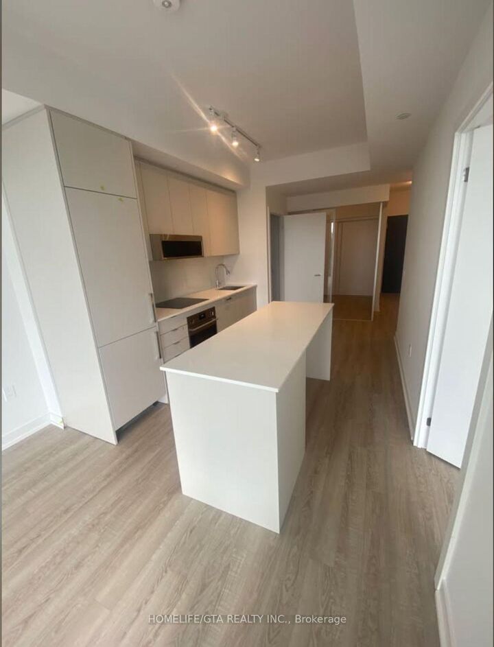 Photo de la propriété: 250 Lawrence Avenue W 621 ON M5M 1B2