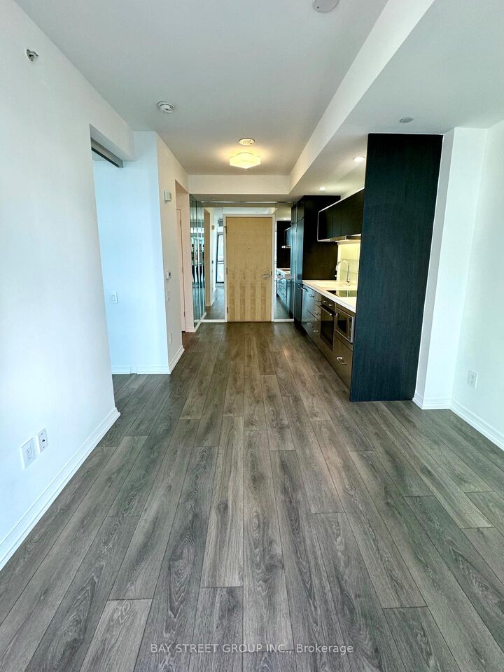 Property Photo: 45 Charles Street 2805 ON M4Y 1S2
