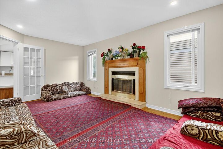 Property Photo: 5 Southland Crescent ON K1G 5E5