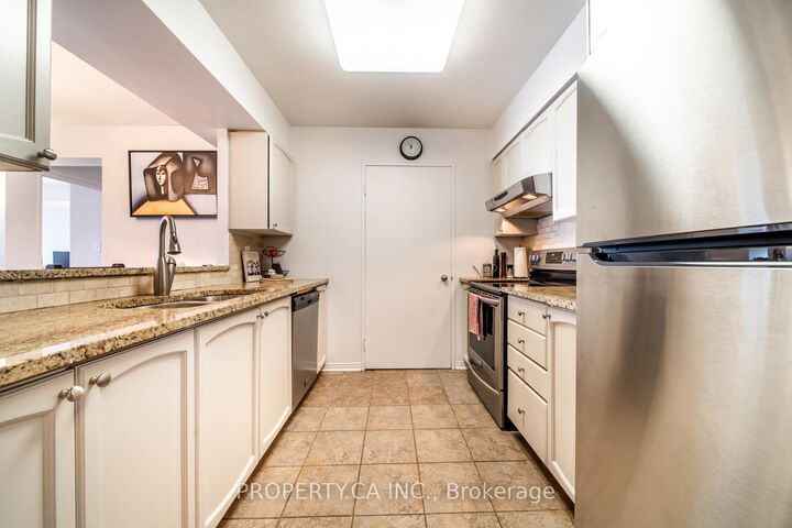 Property Photo: 70 Mill Street 608 ON M5A 4R1