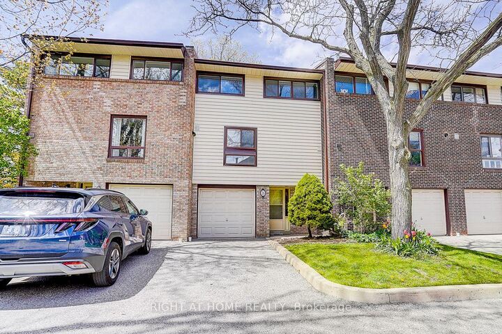 Property Photo: 2020 South Millway N/A 26 ON L5L 1K2