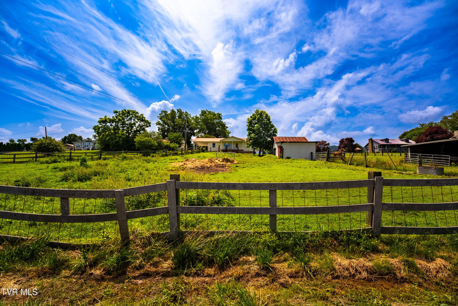 Property Photo: 137 Snapp Road TN 37642