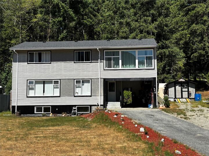 648 Nimpkish Dr — photo 1