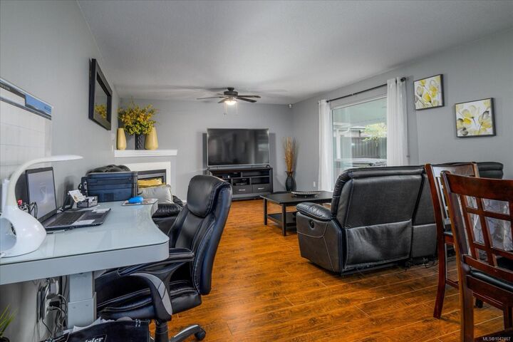 Property Photo: 308 Church Rd BC V9P 2T8