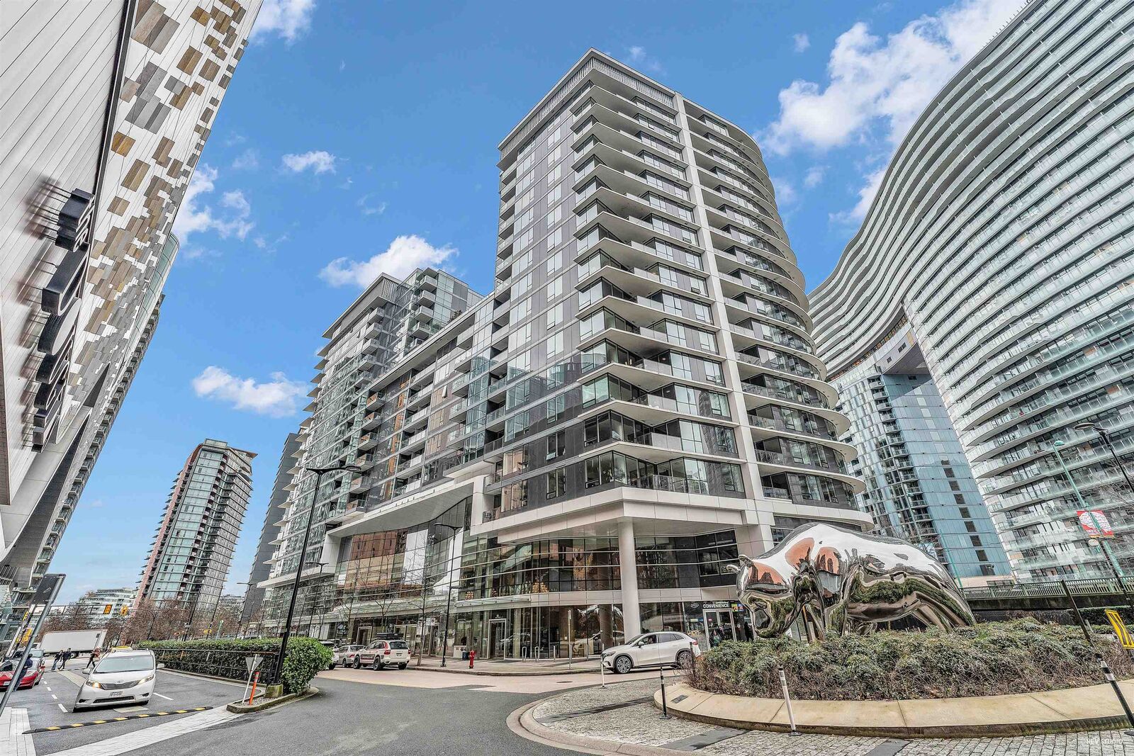 Property Photo: 68 Smithe Street 1121 BC V6B 0P4