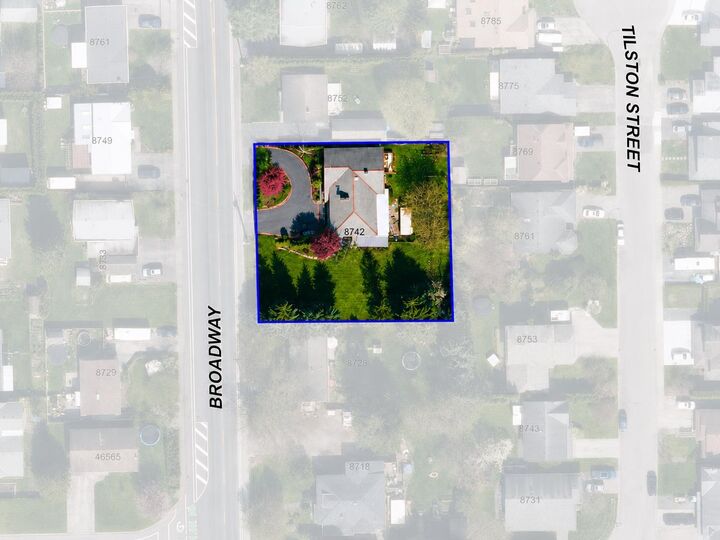 8742 Broadway Street — photo 1