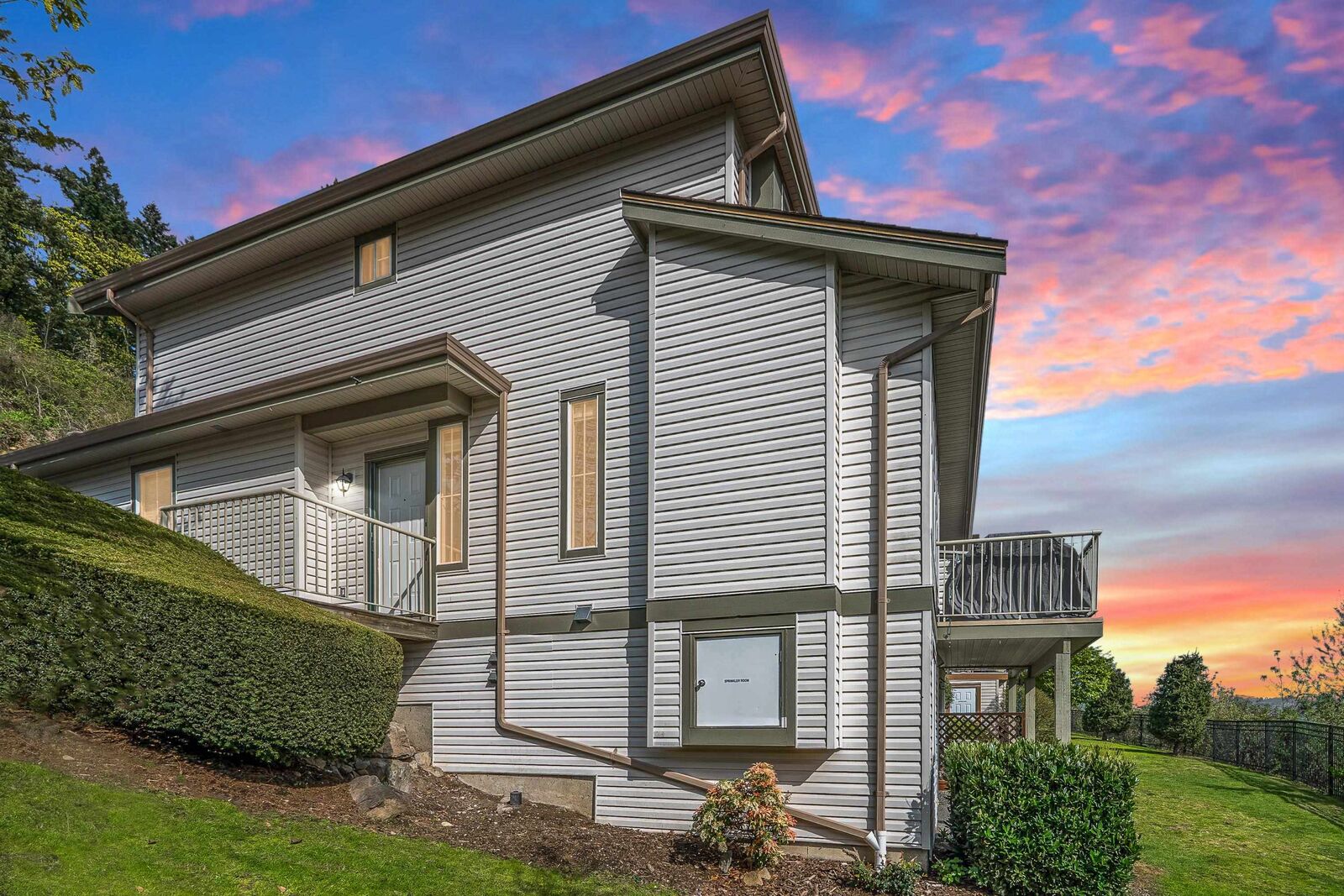 Property Photo: 35287 Old Yale Road 46 BC V3G 8H5