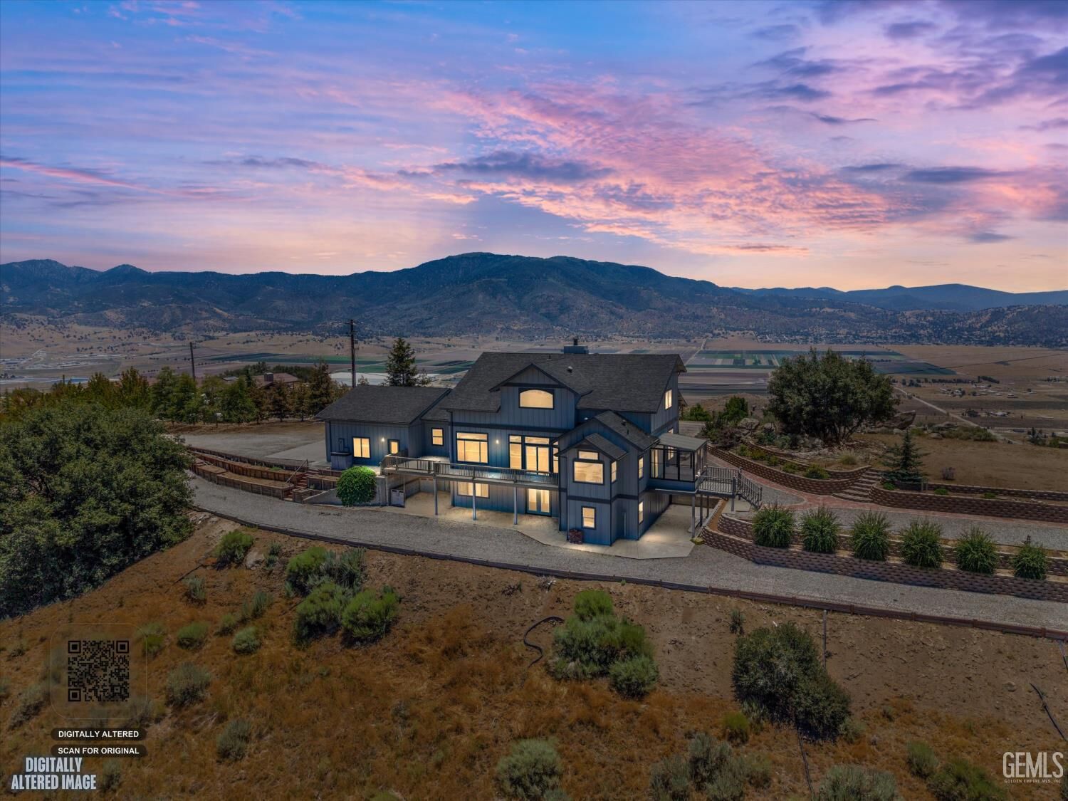 Property Photo:  27101 Skyline Drive  CA 93561 