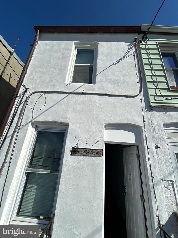 Property Photo: 1427 E Lafayette Avenue MD 21213