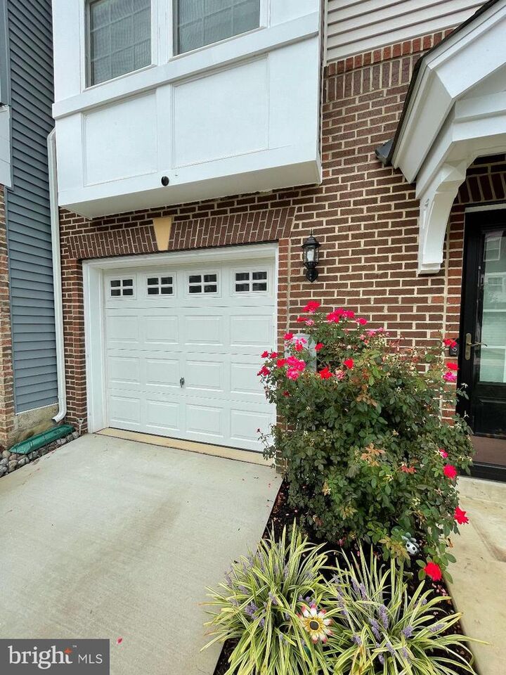 Property Photo:  43706 Winterberry Way  MD 20619 