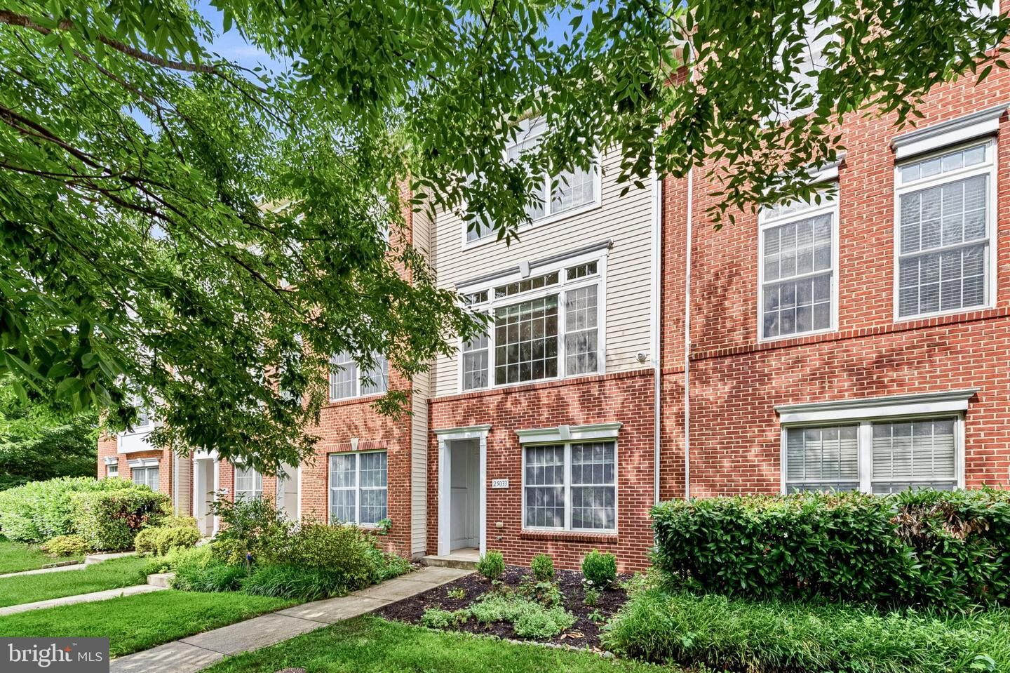 Property Photo:  25033 Justice Drive  VA 20152 
