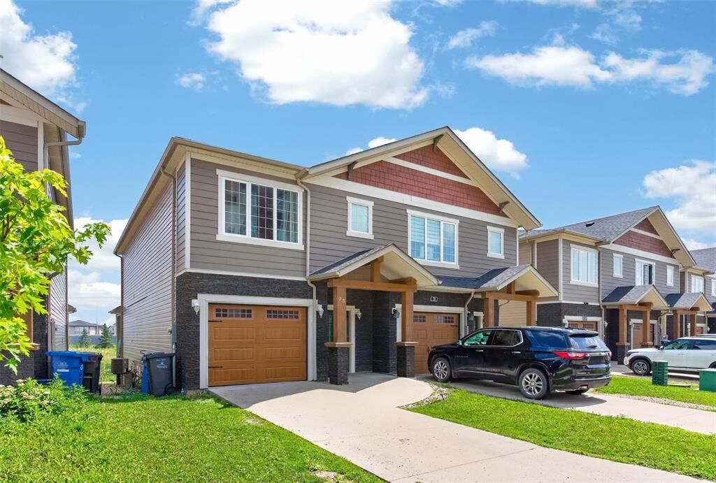 Property Photo: 75 Park East Drive MB R3Y 0T8