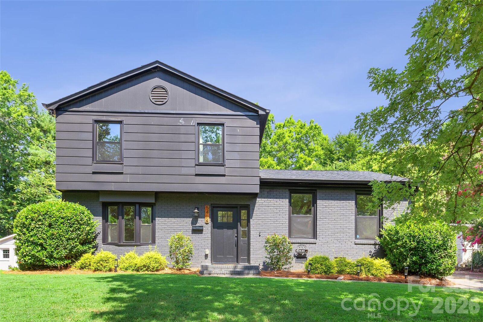 Property Photo:  5416 Londonderry Road  NC 28210 