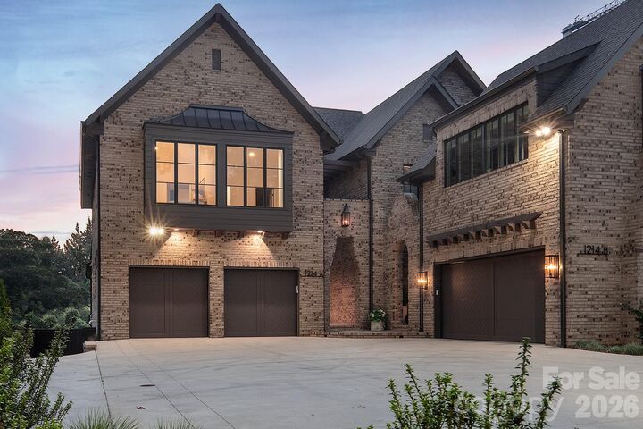 Property Photo:  1214 S Kings Drive A  NC 28207 