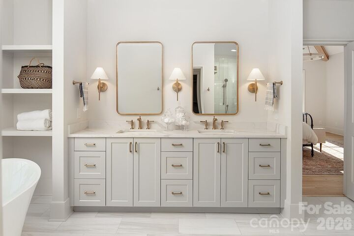 Property Photo:  1214 S Kings Drive A  NC 28207 