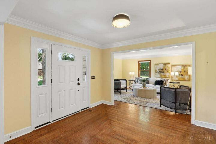 Property Photo: 8383 Ellenwoods Drive OH 45249