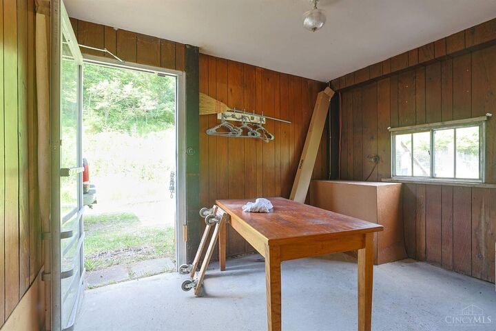 Property Photo:  9560 Lockwood Hill Road  OH 45247 