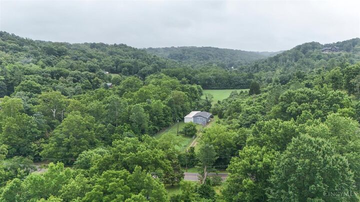 Property Photo:  9560 Lockwood Hill Road  OH 45247 
