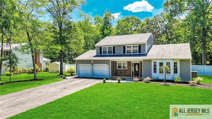 Property Photo:  415 Elwood Street  NJ 08854 