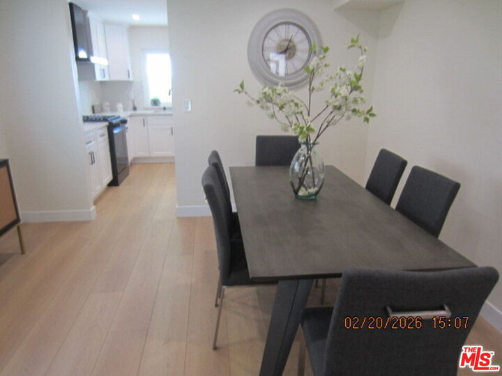 Property Photo: 2615 Woodstock Ln CA 91504