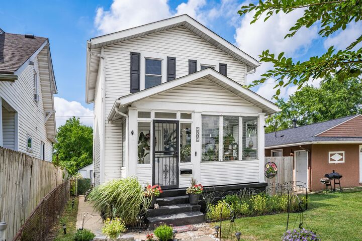 Property Photo:  1581 E Weber Road  OH 43211 