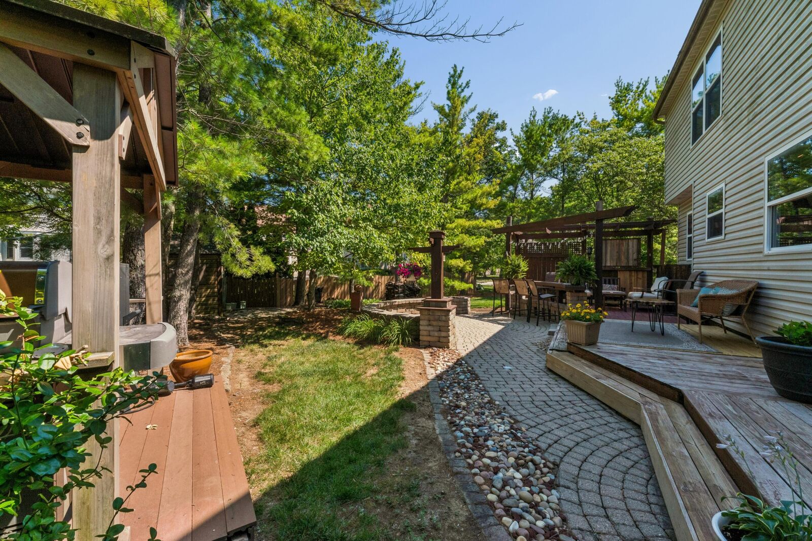 Property Photo: 3724 Pleasantbrook Drive OH 43026