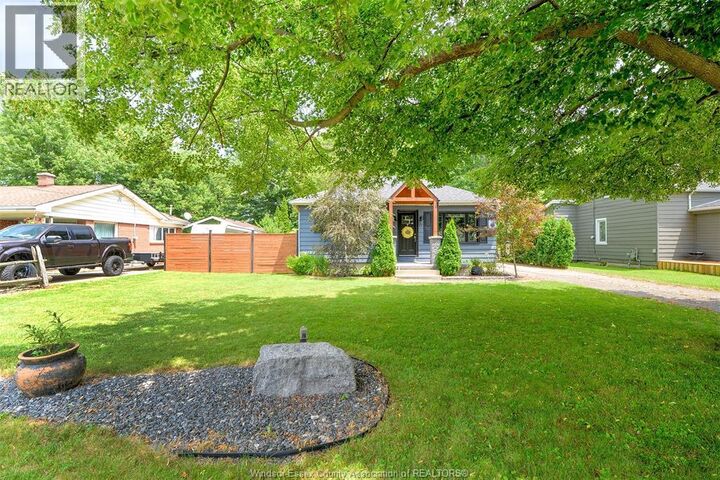 Property Photo:  21 Ella Street South  ON N0P 2L0 