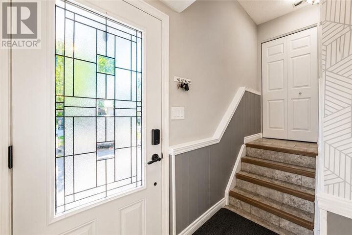 Property Photo:  1883 Courtland  ON P3A 4B9 