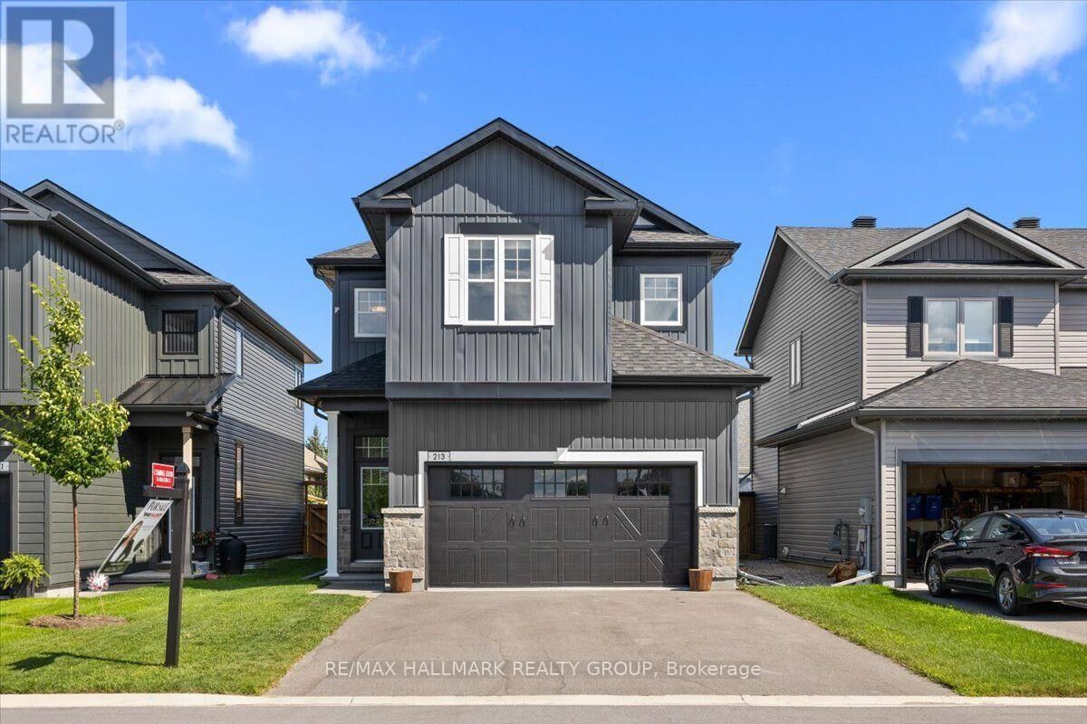 Property Photo: 213 Kinderwood Way ON K0G 1J0