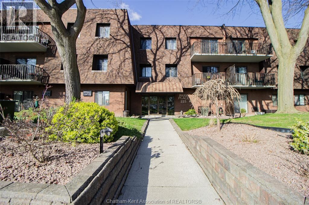 Property Photo:  225 Campus Parkway Parkway 210  ON N7L 4X2 