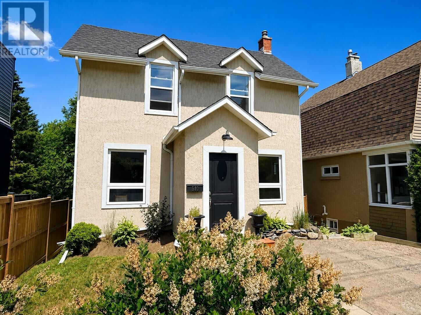 Property Photo:  510 Van Norman St  ON P7A 4E4 