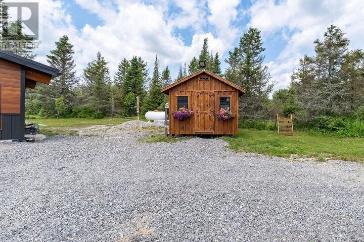 Property Photo: 895 Horseshoe Lake Road ON P3E 4N1
