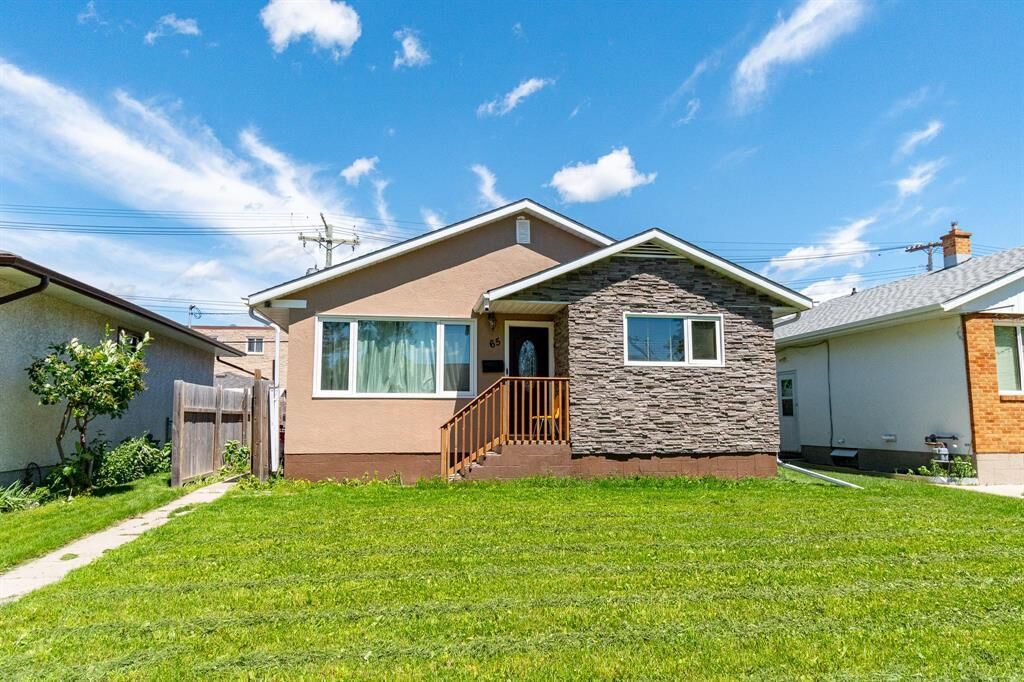 Property Photo:  65 Teakwood Avenue  MB R2V 2M7 