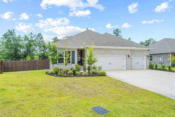 Property Photo:  9051 Bird Song Circle  FL 32583 