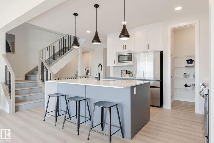 Property Photo: 81 Rosa Crescent AB T8N 8G5