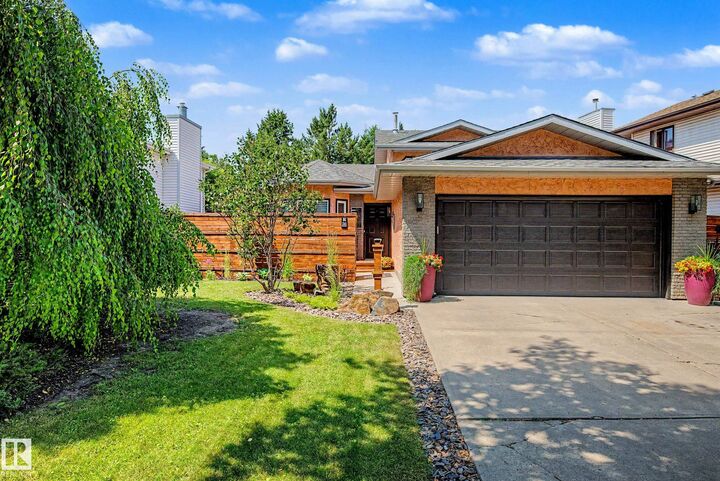 Property Photo:  58 Alderwood Boulevard  AB T8N 3Z6 